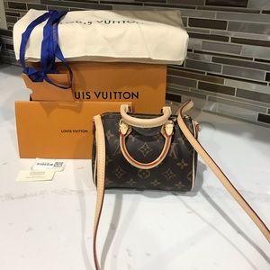 Louis Vuitton speedy nano